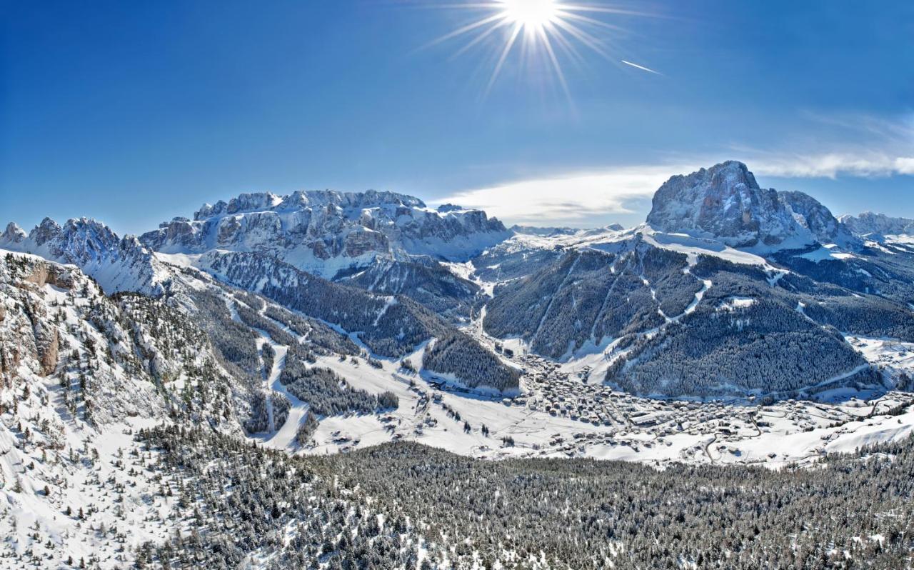 Hotel Oswald Selva di Val Gardena Bagian luar foto